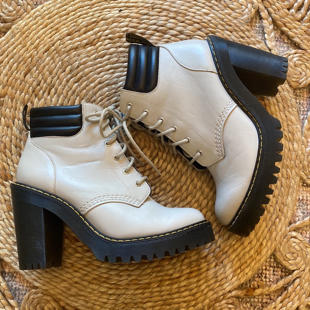 sold on Ⓜ️: RARE Dr Martens Averil Boot Heels in Alpaca sz 7 - Picture 1 of 8